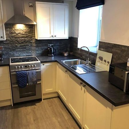 The Grooms Cottage Llanrug Екстер'єр фото